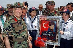 Le général Sener Eruygur